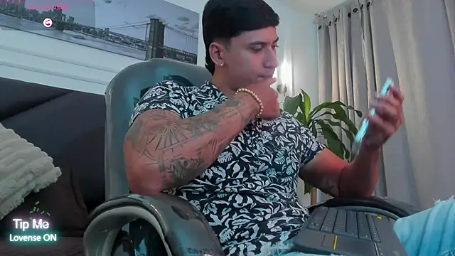 Damian23   online show from November 11, 2025, 11:54 am