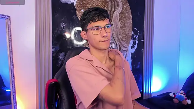 Alexx tc online show from April 8, 2026, 3:39 am