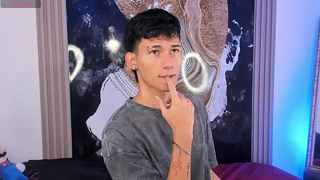 Snapshot of Alexx_tc chatting on May 26, 2026, 1:45 am Alexx tc online show from May 26, 2026, 1:45 am