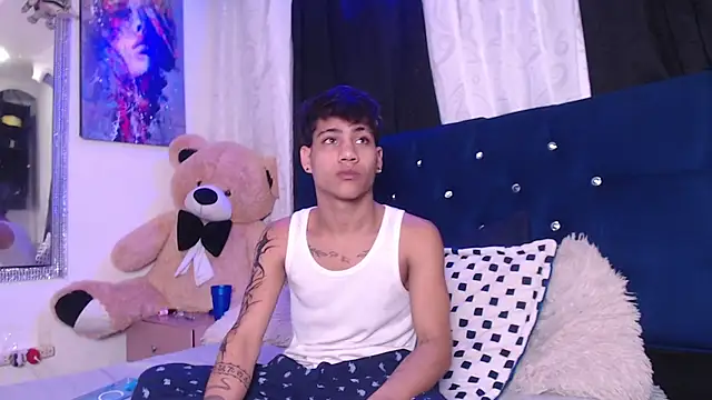 Sexys Boys Hot1 online show from September 20, 2025, 1:17 am