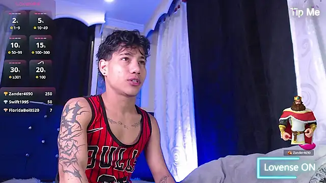 Sexys Boys Hot1 online show from January 12, 2026, 12:49 am