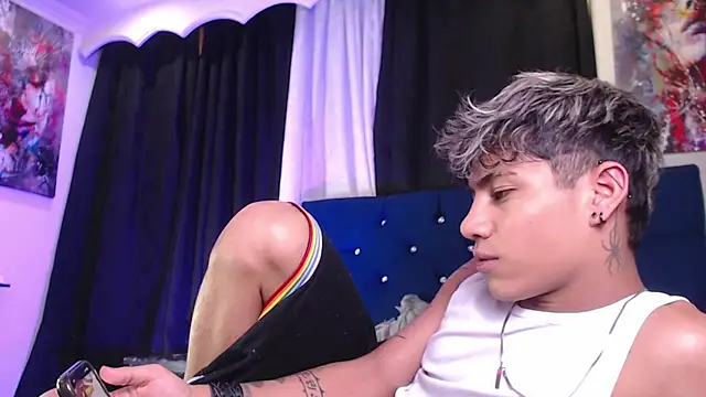 Sexys Boys Hot1 online show from May 31, 2026, 9:16 pm