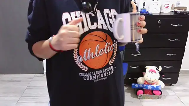 thomascooper7 online show from March 12, 2025, 12:20 am