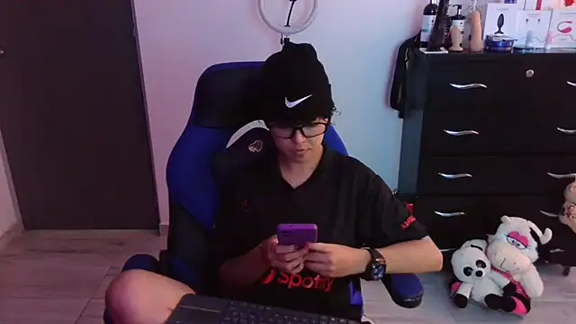 thomascooper7 online show from January 31, 2026, 7:23 pm