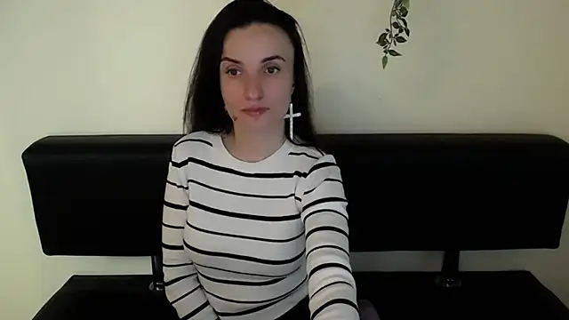 LaimaV  online show from March 29, 2026, 9:04 pm