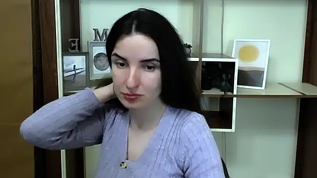 LaimaV  online show from May 28, 2026, 5:21 pm