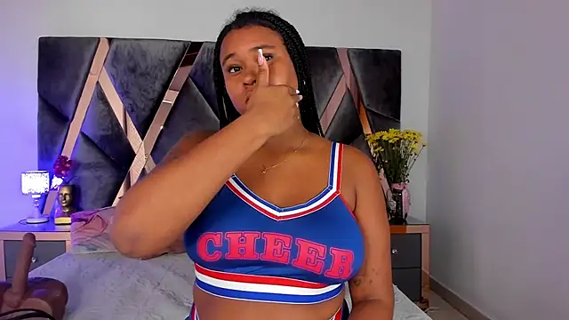 Snapshot of Milan_ebony chatting on June 27, 2026, 11:37 am Milan ebony online show from June 27, 2026, 11:37 am