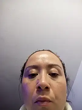 Snapshot of RenataSexy_ chatting on January 5, 2025, 3:32 am RenataSexy online show from January 5, 2025, 3:32 am