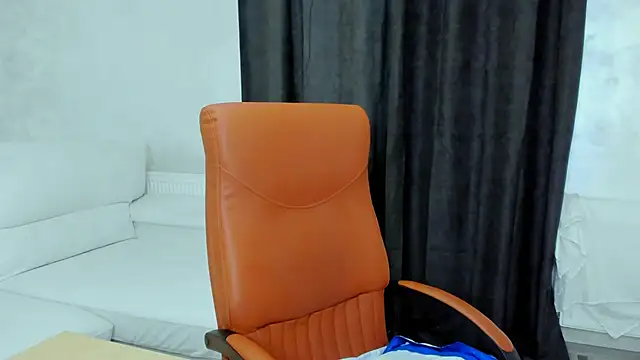 DiamondVelour online show from December 21, 2024, 9:15 pm