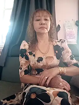 Baby-sexysweet69 online show from October 3, 2025, 2:30 am