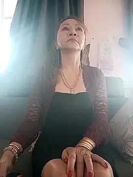 Baby-sexysweet69 online show from October 28, 2025, 12:58 am