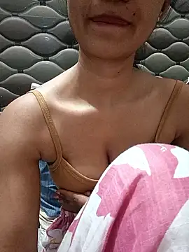 Rajni-Mehra online show from December 23, 2025, 4:32 am