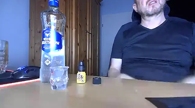 Tom PP cgn online show from January 7, 2025, 11:56 pm