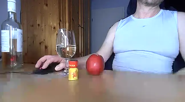 Tom PP cgn online show from February 26, 2025, 8:54 pm