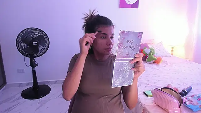 adop me   online show from December 27, 2024, 9:43 pm