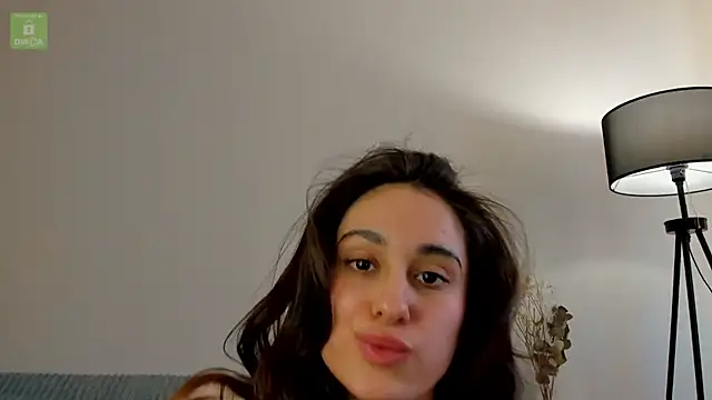 erika hoiree online show from March 22, 2025, 4:14 am