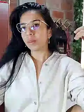 anngela01 online show from January 29, 2025, 8:04 pm