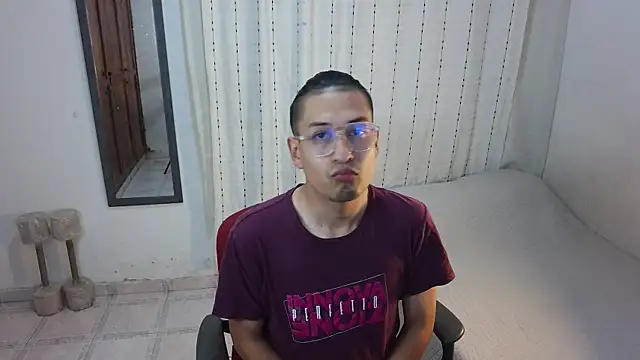 Orionferrer- online show from December 15, 2025, 11:53 pm