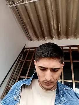 PhilipRich online show from October 10, 2025, 4:39 pm