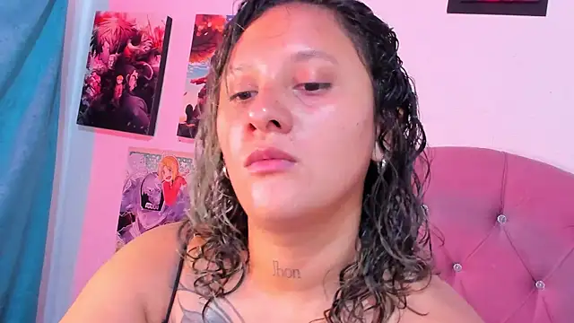 Mila nixon02 online show from September 19, 2025, 4:29 pm