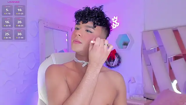 EthanCollens online show from December 27, 2024, 12:39 am