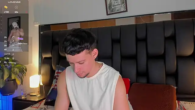 JadeSmiith  online show from October 18, 2025, 10:21 pm