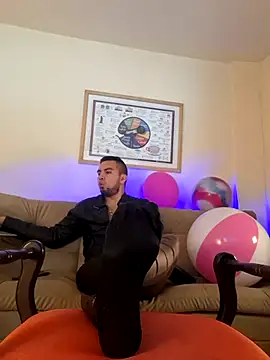 bradley colt online show from January 8, 2025, 4:33 pm