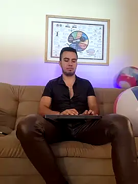 bradley colt online show from January 13, 2025, 1:17 pm