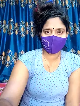 Hot Maleka online show from February 28, 2025, 1:58 am