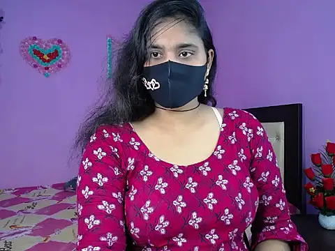 Snapshot of Hot_Maleka chatting on February 15, 2026, 4:14 pm Hot Maleka online show from February 15, 2026, 4:14 pm