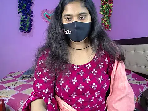 Snapshot of Hot_Maleka chatting on February 18, 2026, 2:18 am Hot Maleka online show from February 18, 2026, 2:18 am