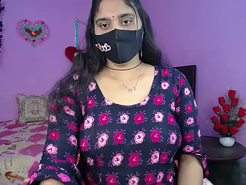 Snapshot of Hot_Maleka chatting on February 24, 2026, 4:27 pm Hot Maleka online show from February 24, 2026, 4:27 pm