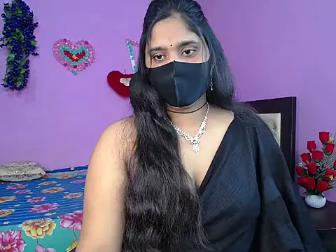 Snapshot of Hot_Maleka chatting on March 28, 2026, 4:28 pm Hot Maleka online show from March 28, 2026, 4:28 pm