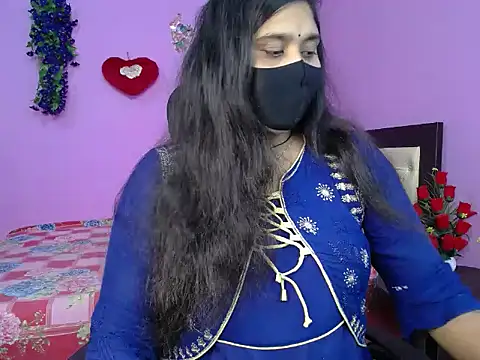 Snapshot of Hot_Maleka chatting on April 13, 2026, 5:29 pm Hot Maleka online show from April 13, 2026, 5:29 pm