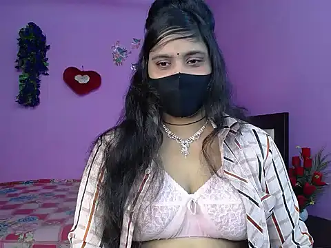 Snapshot of Hot_Maleka chatting on May 25, 2026, 5:19 pm Hot Maleka online show from May 25, 2026, 5:19 pm