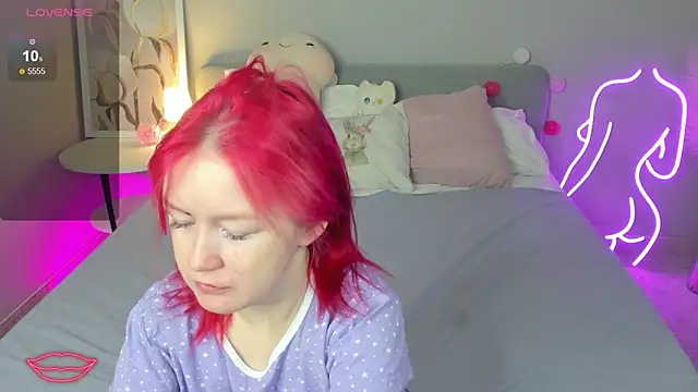 Sara Robinson online show from December 19, 2024, 3:07 am