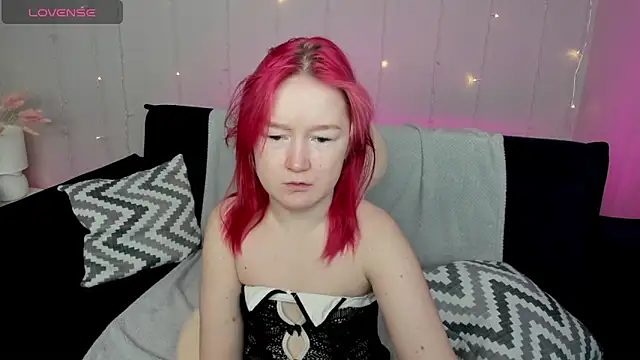 Sara Robinson online show from December 27, 2024, 3:09 am