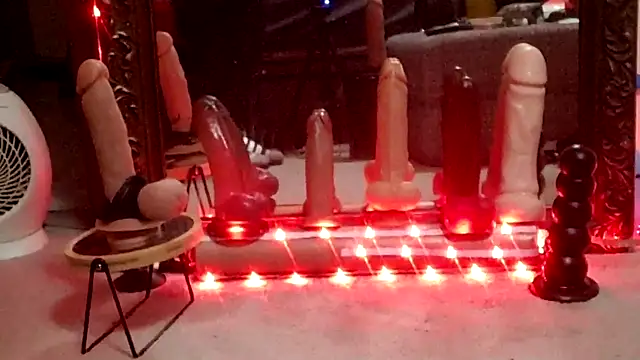 Snapshot of SlammyDjr chatting on December 28, 2024, 12:03 pm SlammyDjr online show from December 28, 2024, 12:03 pm