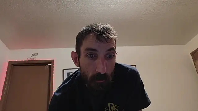 Snapshot of SlammyDjr chatting on November 29, 2025, 11:41 pm SlammyDjr online show from November 29, 2025, 11:41 pm