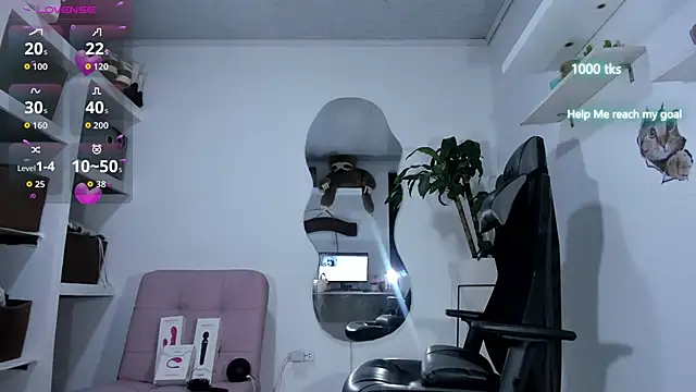 emily palmeer online show from September 19, 2025, 10:49 am