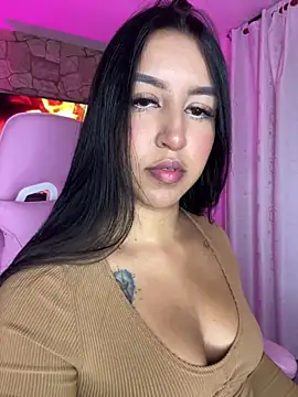 Snapshot of Tamara_Roberts1 chatting on January 18, 2025, 2:03 am Tamara Roberts1 online show from January 18, 2025, 2:03 am