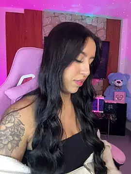 Snapshot of Tamara_Roberts1 chatting on March 1, 2025, 2:15 am Tamara Roberts1 online show from March 1, 2025, 2:15 am
