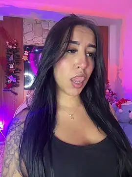 Tamara Roberts1 online show from December 23, 2025, 1:25 am