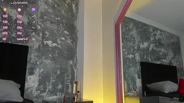 AuroraRojas online show from January 13, 2025, 10:03 pm