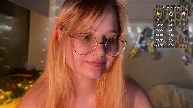 JacyWinslat online show from February 5, 2025, 11:50 pm