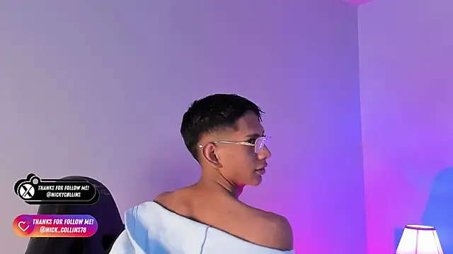 Nick Collins18 online show from October 1, 2025, 10:05 pm