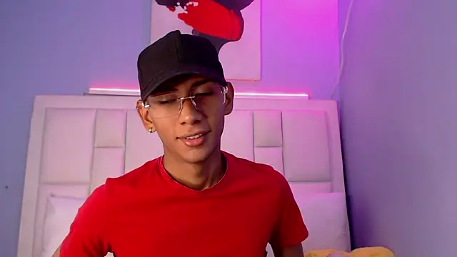 Nick Collins18 online show from February 7, 2026, 8:23 pm