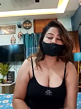 Cute-mona online show from March 26, 2026, 10:32 am