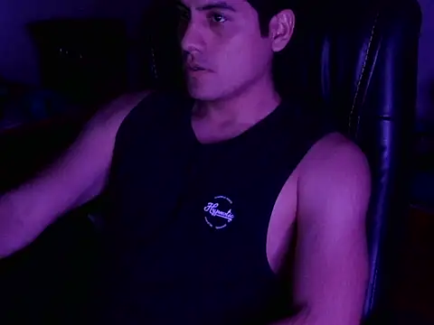 pajerazo11 online show from September 25, 2025, 1:31 am