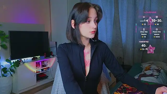 MaryRace online show from October 3, 2025, 12:02 pm